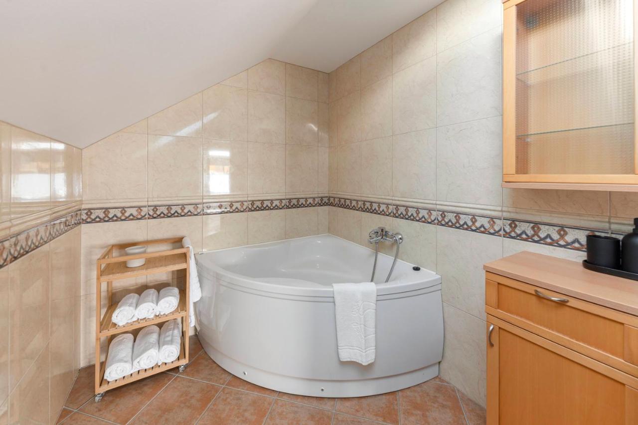 Guest House Struc Slovenj Gradec Exterior photo